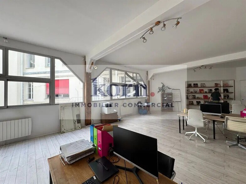 Local commercial dans Paris à louer - Photo de l’immeuble – Image 1 sur 8
