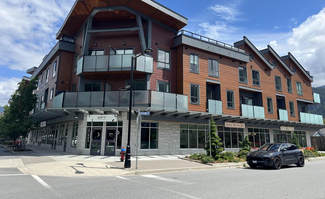 Plus de détails pour 37842 3 Av, Squamish, BC - Local commercial à vendre