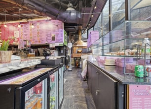 Chalk Farm Rd, Londres à louer Photo intérieure– Image 1 sur 4