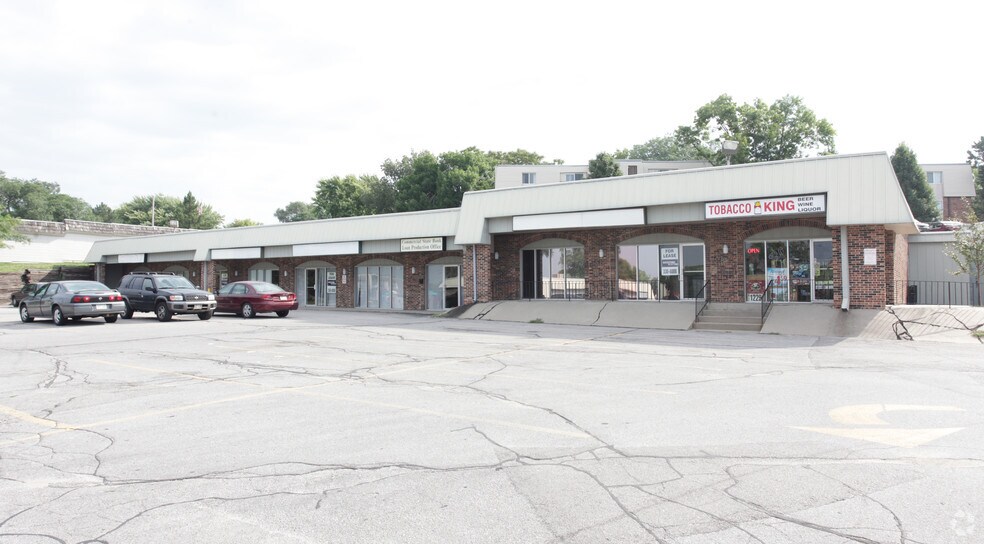 1503 Galvin Rd S, Bellevue, NE à vendre - Photo de l’immeuble – Image 2 sur 8