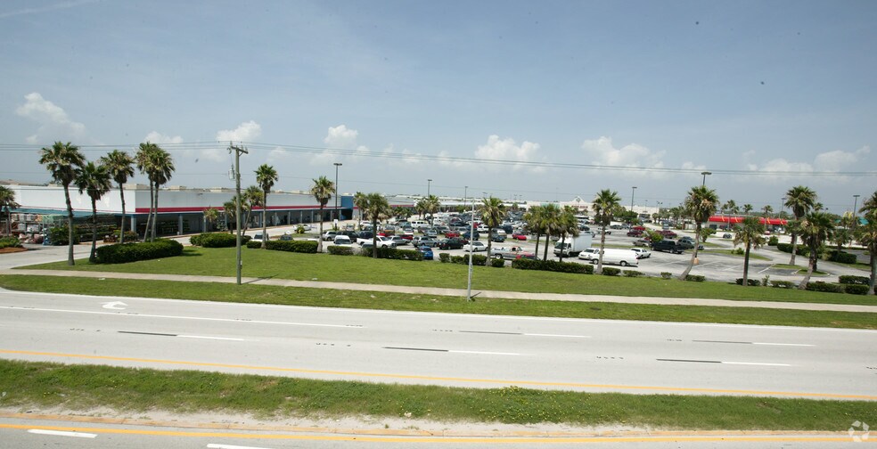 959-991 E Eau Gallie Blvd, Melbourne, FL à louer - Photo de l’immeuble – Image 2 sur 28