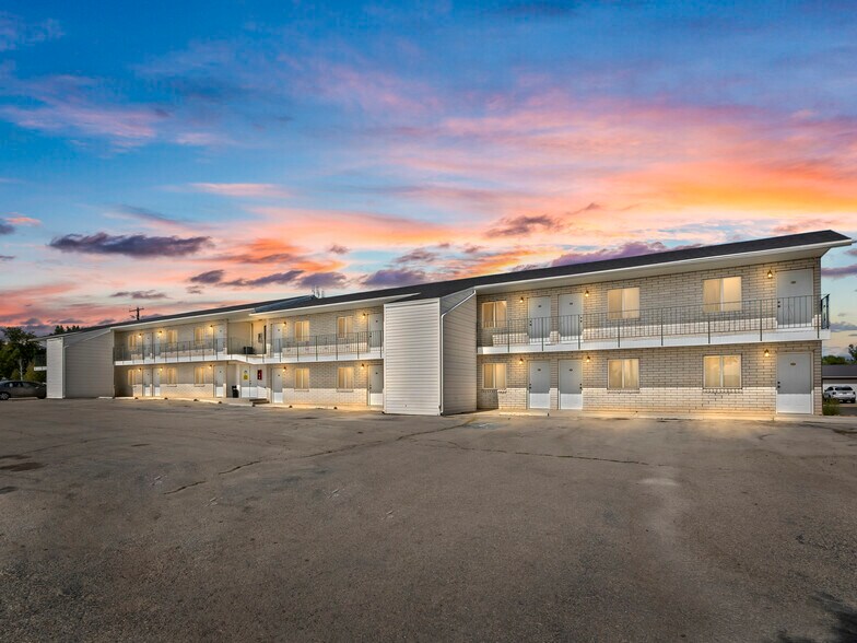 307 S Main St, Huntington, UT à vendre - Photo de l’immeuble – Image 2 sur 35