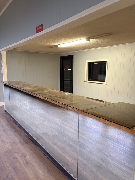 2100 E Front St, Tyler, TX à louer - Photo intérieure – Image 3 sur 27