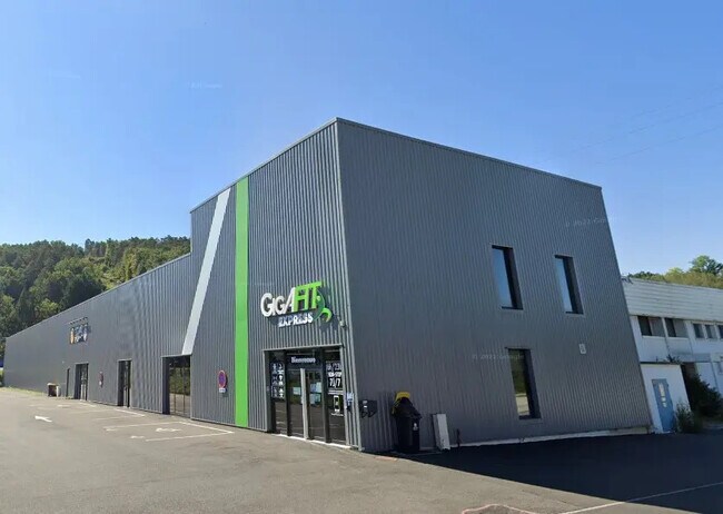 Plus de détails pour Local commercial à louer