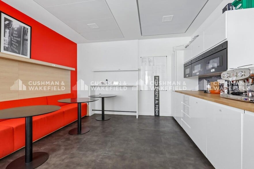9 Avenue Percier, Paris à louer - Photo intérieure – Image 3 sur 16