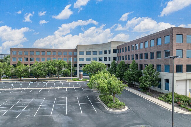 Plus de détails pour 215 W Diehl Rd, Naperville, IL - Bureau à vendre