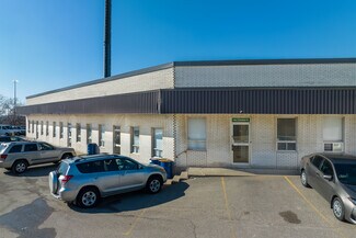Plus de détails pour 135 Ormont Dr, Toronto, ON - Industriel/Logistique à louer