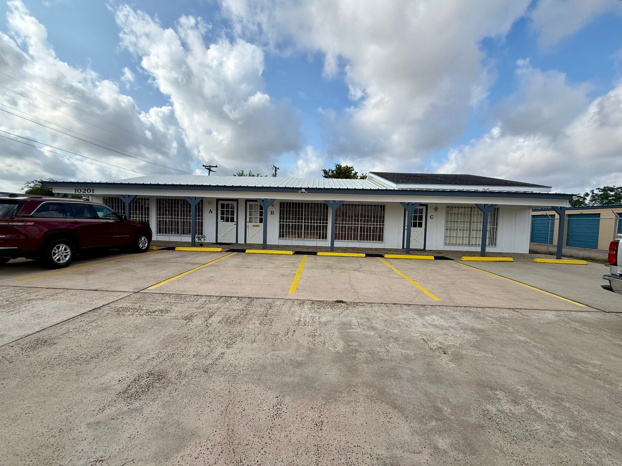 10201 Leopard St, Corpus Christi, TX à vendre Photo principale– Image 1 sur 16