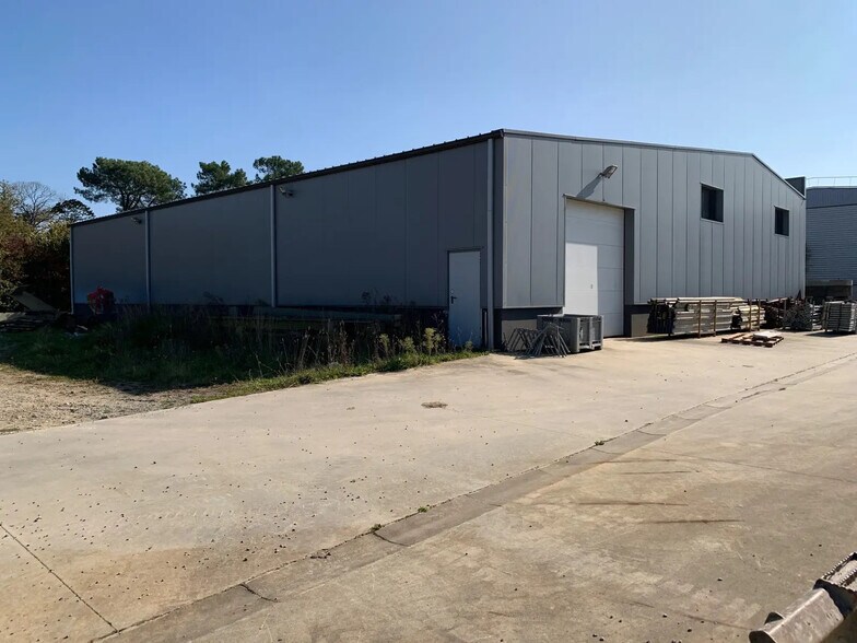 Local d'activités dans Muzillac à vendre - Photo de l’immeuble – Image 1 sur 6