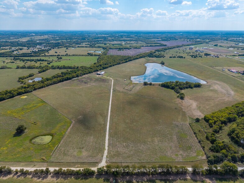 3679 County Road 1089, Celeste, TX à vendre - Photo de l’immeuble – Image 3 sur 27