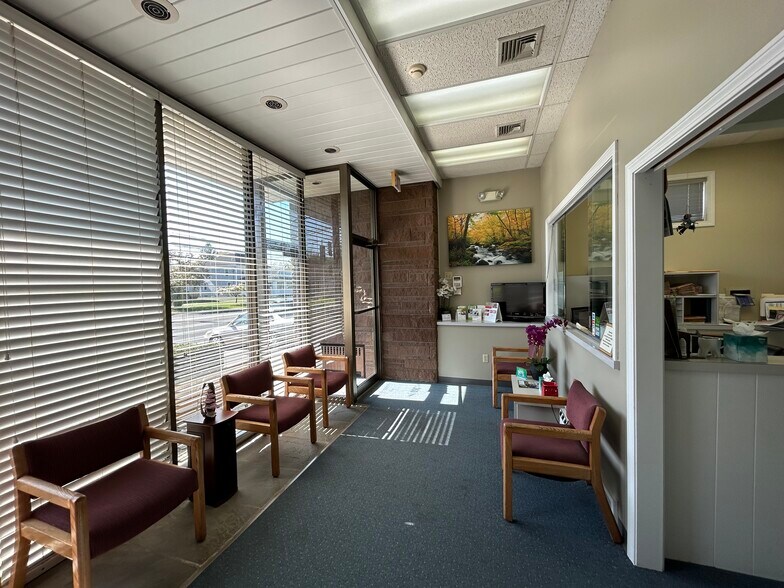 260 Main St, Portland, CT à vendre - Photo de l’immeuble – Image 3 sur 22