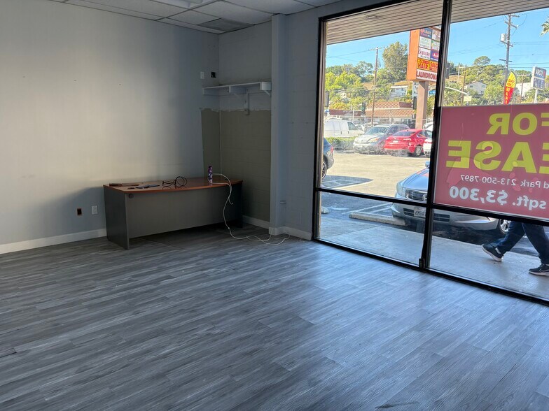 4110 Verdugo Rd, Los Angeles, CA à louer - Photo de l’immeuble – Image 3 sur 5