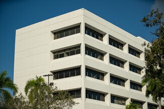 Plus de détails pour 7200 Corporate Center Dr, Miami, FL - Bureau, Local d'activités à louer