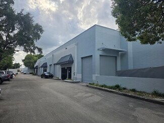 Plus de détails pour 6825 SW 21st Ct, Davie, FL - Industriel/Logistique à louer