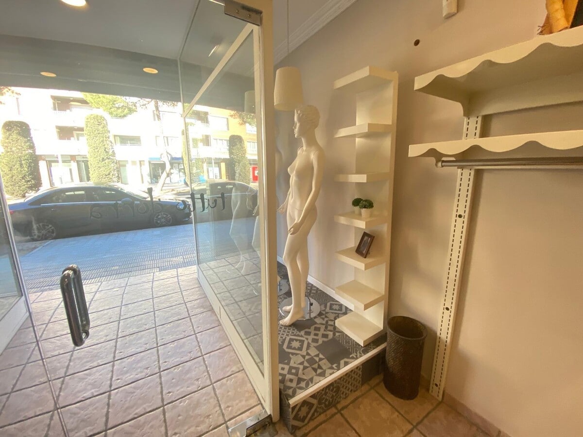 Igualada, BAR 08700 - Lot 1 - - Photo intérieure - Image 1 of 12