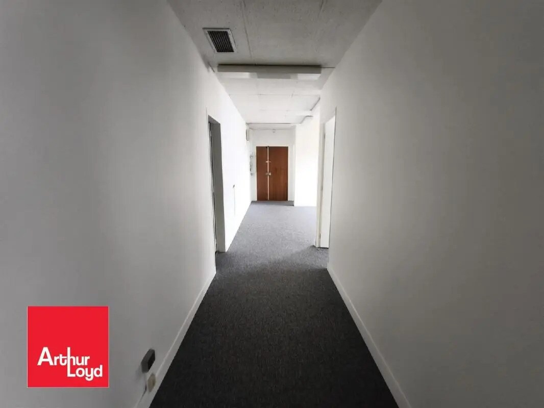 Bureau dans Chartres à louer Photo de l’immeuble– Image 1 sur 5