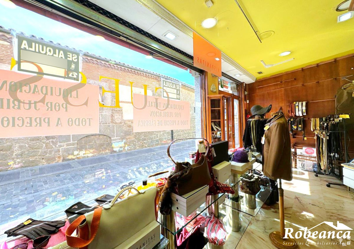 Local commercial dans Ávila, Ávila à louer Photo intérieure– Image 1 sur 2