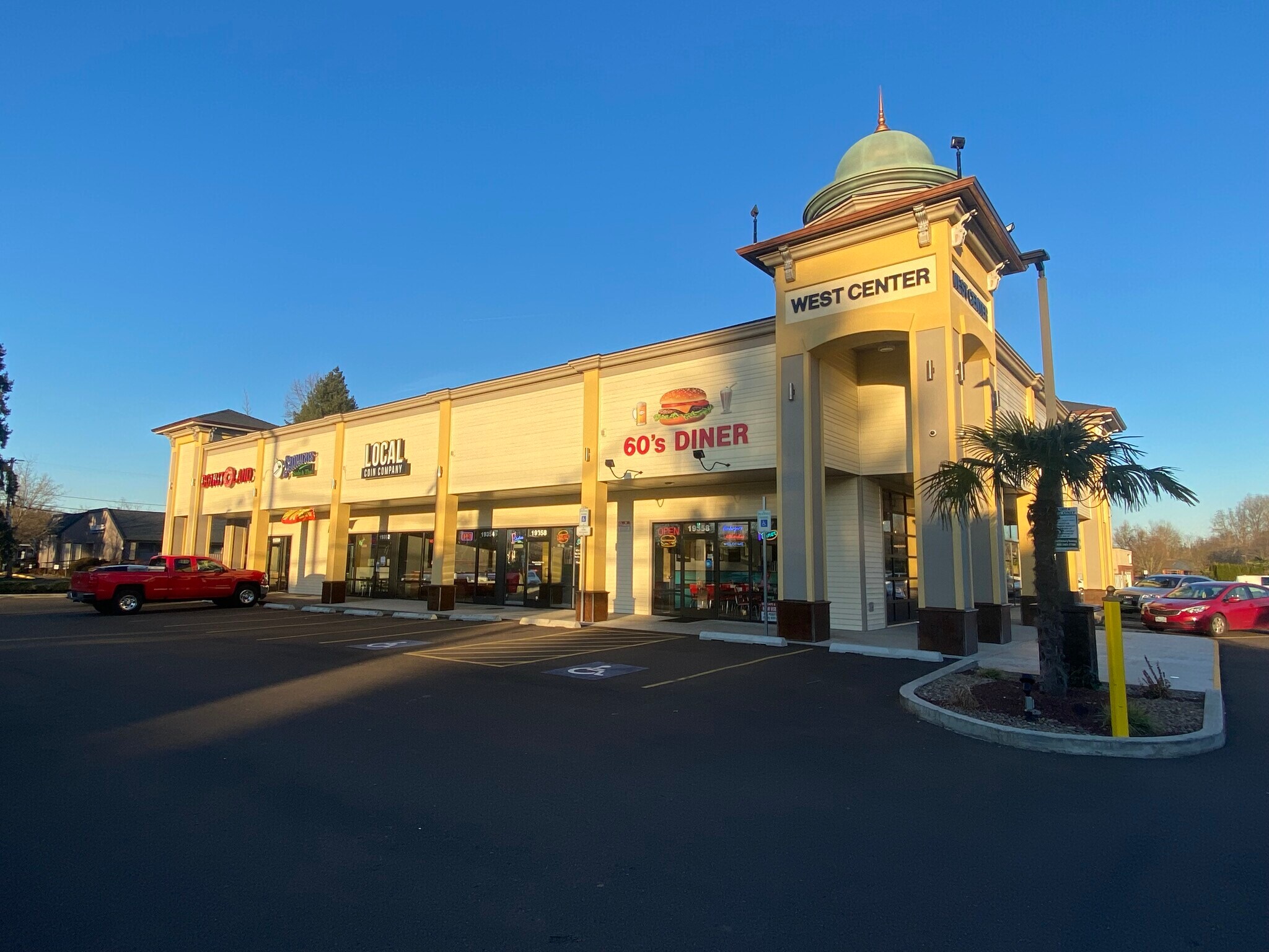 19350-19400 SW Boones Ferry Rd, Tualatin, OR à louer Photo de l’immeuble– Image 1 sur 4