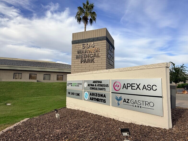 604 W Warner Rd, Chandler, AZ à vendre - Photo de l’immeuble – Image 3 sur 23