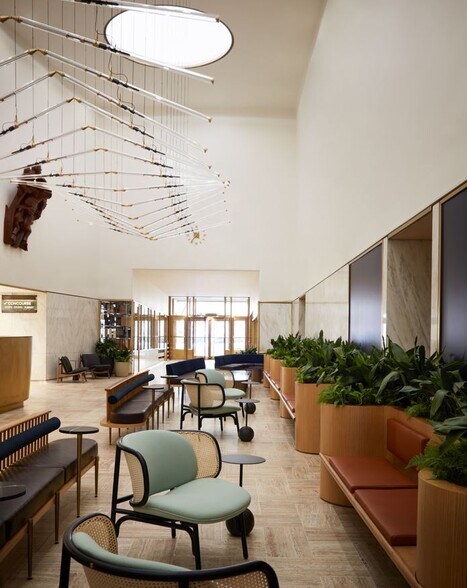 1 Rockefeller Plaza, New York, NY à louer - Hall d’entrée – Image 3 sur 5