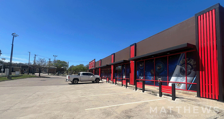 1304 Precinct Line Rd, Hurst, TX à louer - Photo de l’immeuble – Image 2 sur 5