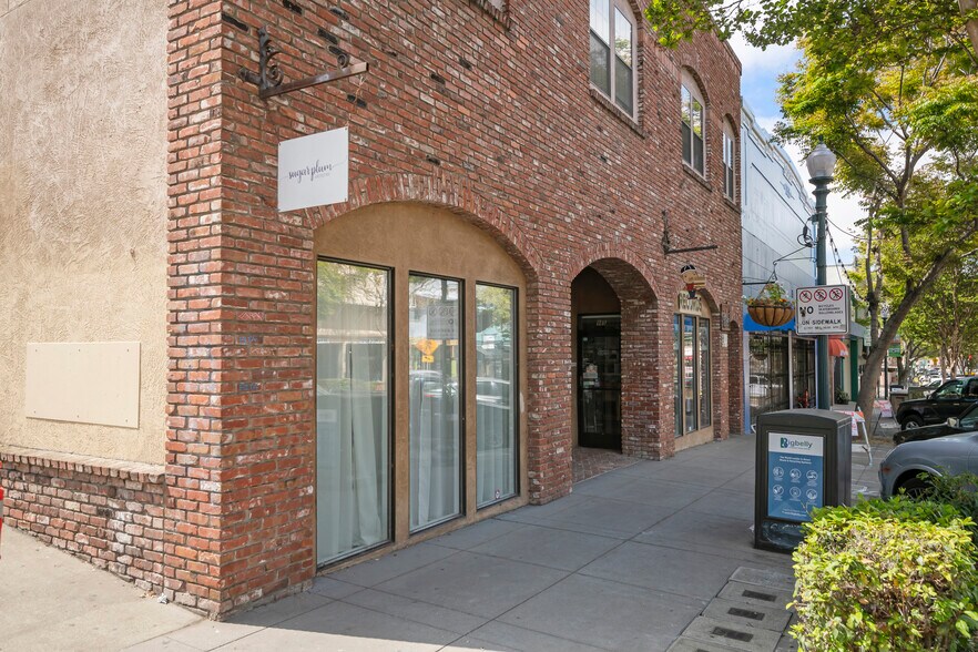 963-967 B St, Hayward, CA à vendre - Photo de l’immeuble – Image 3 sur 16