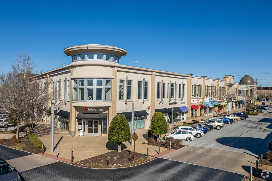 2203 S Promenade Blvd, Rogers, AR à louer - Photo de l’immeuble – Image 1 sur 6