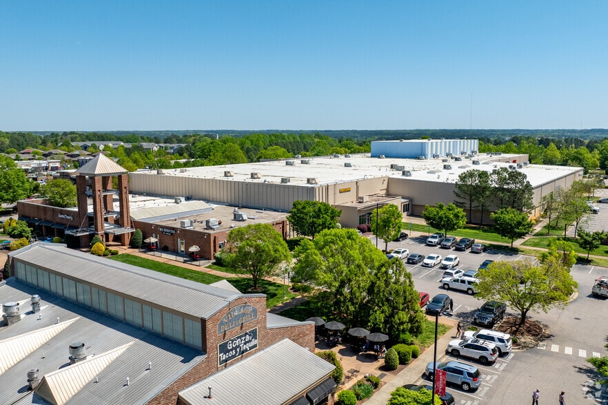 1839 S Main St, Wake Forest, NC à louer - Photo principale – Image 1 sur 15