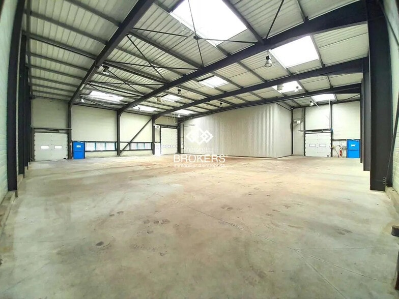 Industriel/Logistique dans Saint-Jean-de-Braye à louer - Photo intérieure – Image 1 sur 10