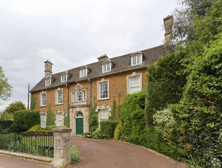 Squires Hill, Kettering à louer - Photo de l’immeuble – Image 3 sur 3