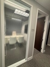 110 SE 6th St, Fort Lauderdale, FL à louer Photo intérieure– Image 2 sur 2