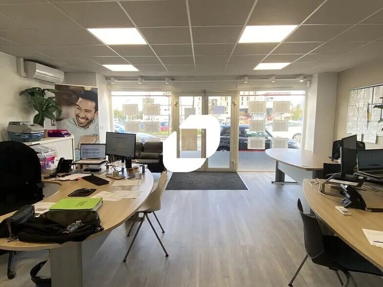 Local commercial dans VILLENAVE-D'ORNON à louer - Photo intérieure – Image 3 sur 8