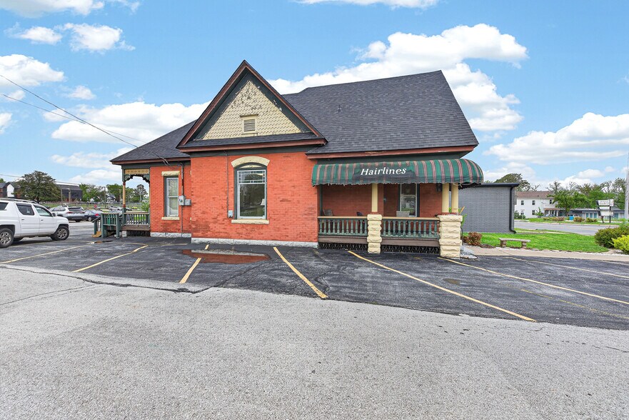 412 W Walnut St, Rogers, AR à vendre - Photo de l’immeuble – Image 3 sur 10