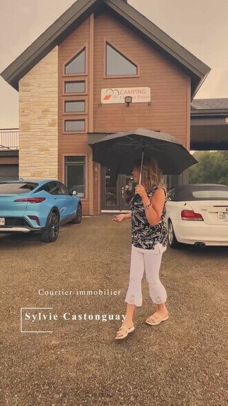2840 Rue Des Champs-Boisés, Sainte-Julienne, QC à vendre - Vidéo sur l’annonce professionnelle – Image 2 sur 12