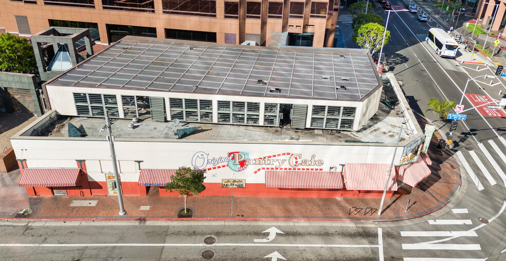 811 James M Wood Blvd, Los Angeles, CA à vendre - Photo de l’immeuble – Image 2 sur 4