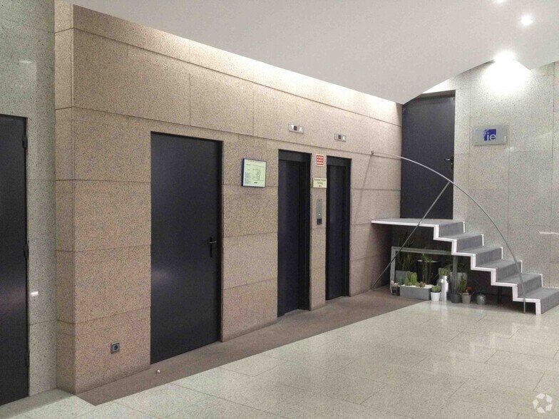 Calle del Pinar, 7, Madrid, Madrid à louer - Photo de l’immeuble – Image 2 sur 8