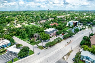 300 Austin Hwy, San Antonio, TX - Vue aérienne  vue de carte