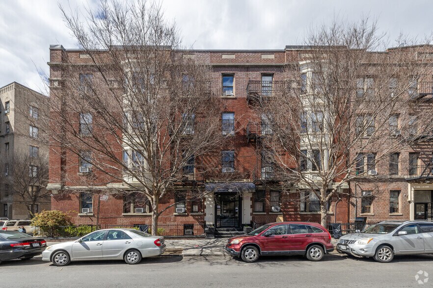 2101-2109 Foster Ave, Brooklyn, NY à vendre - Photo de l’immeuble – Image 2 sur 7