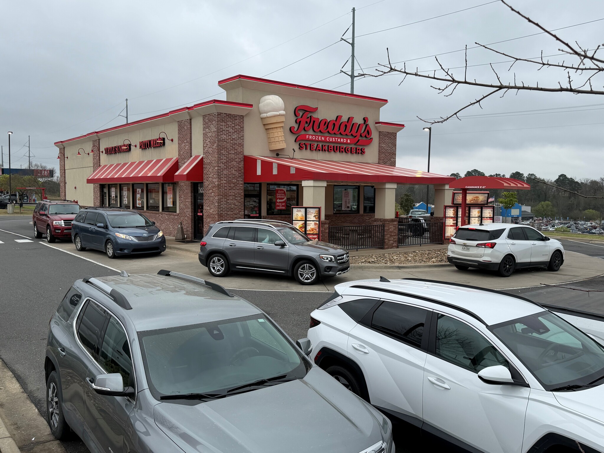 102 Buena Vista Rd, Hot Springs, AR à vendre Photo principale– Image 1 sur 6