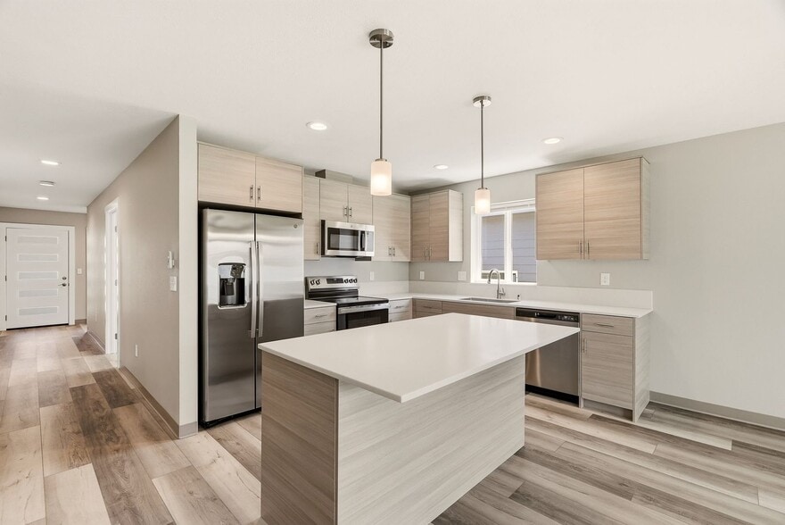 1615 N Selkirk Rd, Greenacres, WA à vendre - Photo principale – Image 1 sur 1