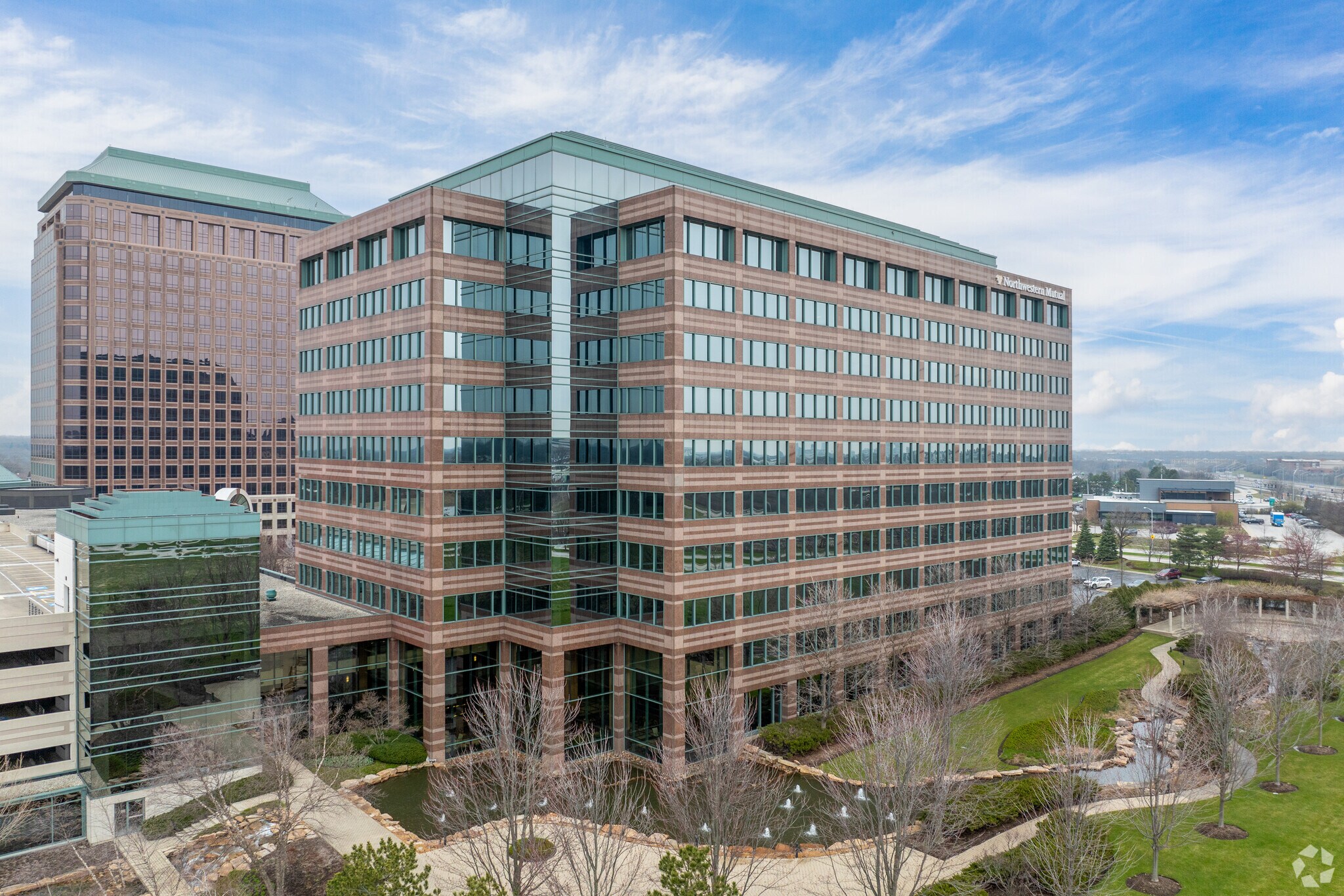1901 Butterfield Rd, Downers Grove, IL à louer Photo principale– Image 1 sur 31