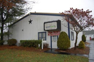 Plus de détails pour 843 N Main St, Hubbard, OH - Bureau/Local commercial à louer