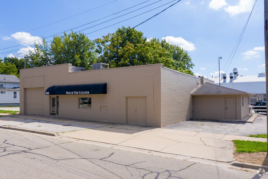 108 E Butler St, Adrian, MI à louer - Photo de l’immeuble – Image 2 sur 3