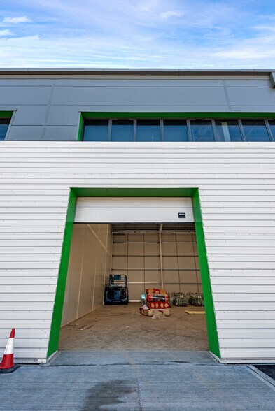 3A-3G Bankhead Av, Edinburgh à louer - Photo de l’immeuble – Image 3 sur 22
