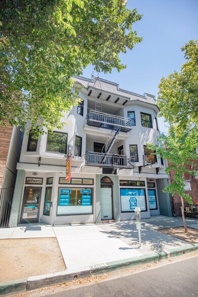 2109-2111 J St, Sacramento, CA à vendre - Photo de l’immeuble – Image 3 sur 26