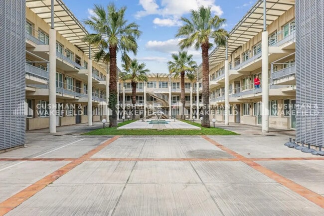 Plus de détails pour 7 Avenue Andre Roussin, Marseille - Bureau à vendre