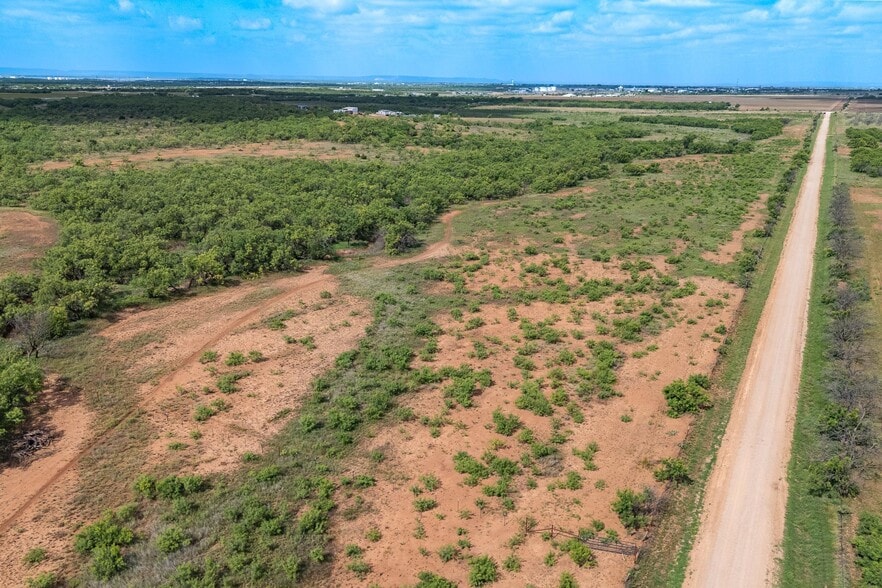 7734 W Overland Trl, Abilene, TX à vendre - Photo de l’immeuble – Image 2 sur 8