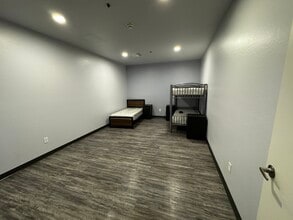 12814 N 28th Dr, Phoenix, AZ à louer Photo intérieure– Image 2 sur 6
