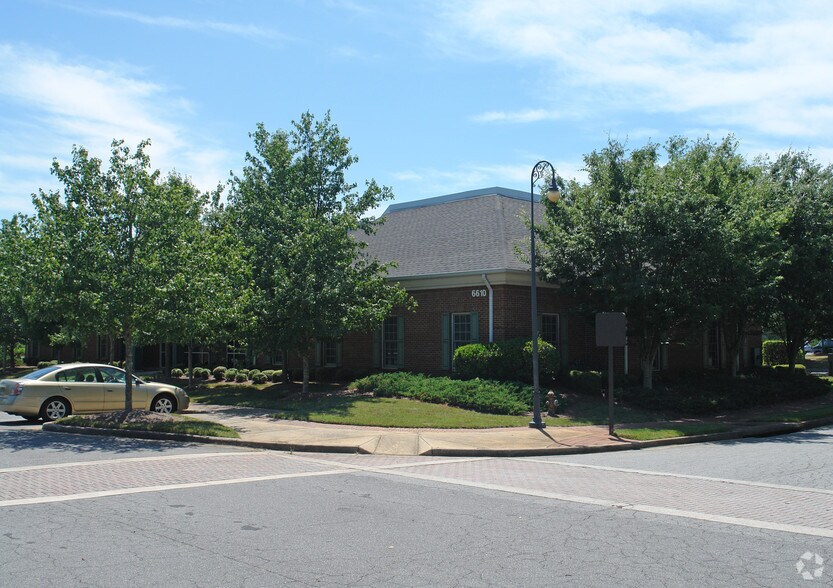 6610 McGinnis Ferry Rd, Duluth, GA à louer - Photo de l’immeuble – Image 3 sur 5