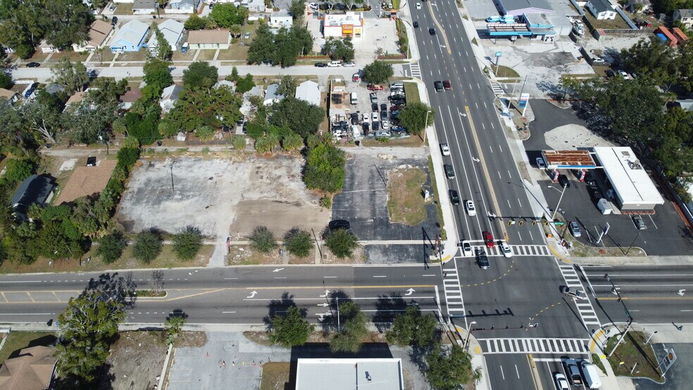3419 18th Ave S, Saint Petersburg, FL à louer - Photo de l’immeuble – Image 3 sur 6